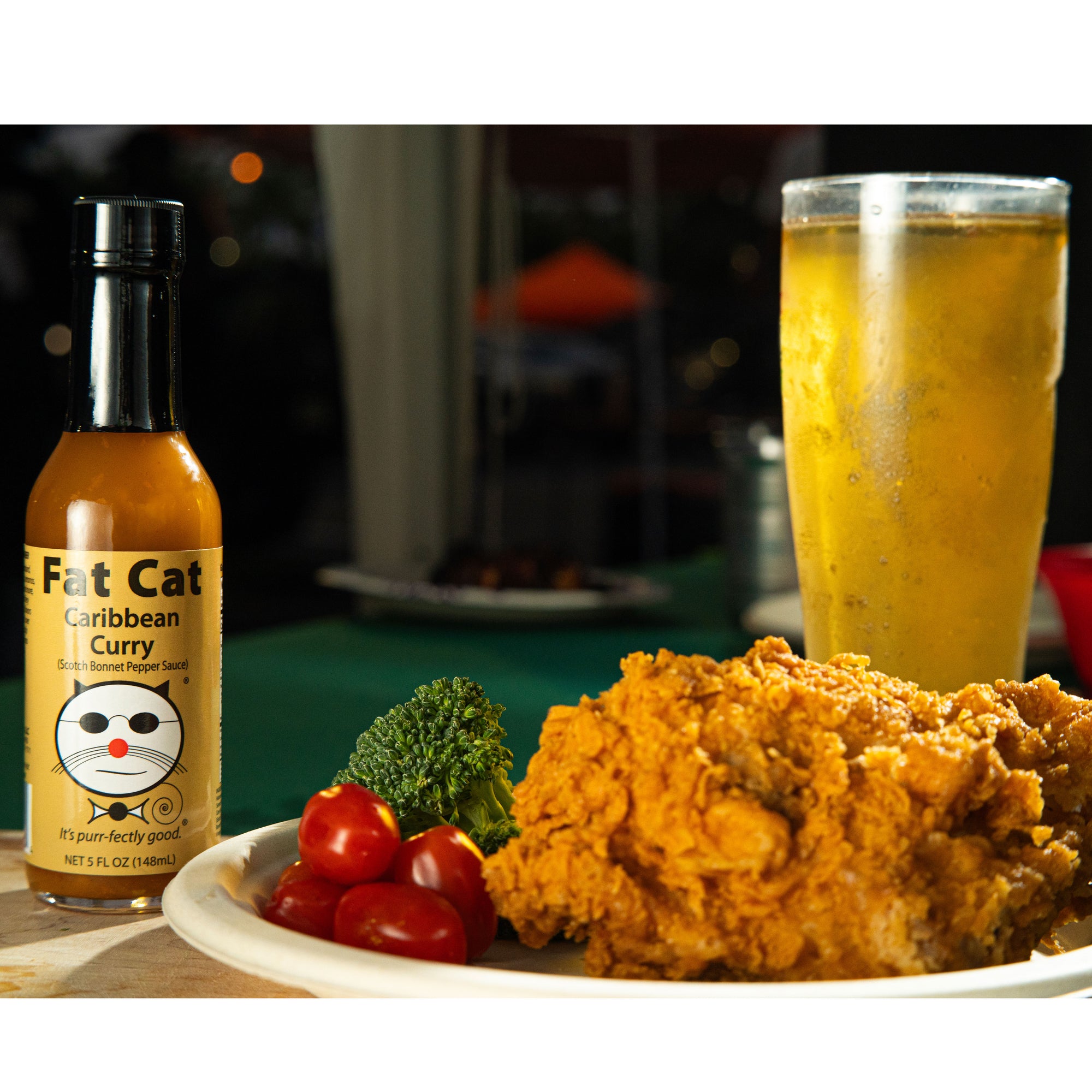 Fat-Cat-Gourmet-Cariibbean-Curry-Scotch-Bonnet-Pepper-Sauce-Fried-Chicken-Dinner-With-Beer